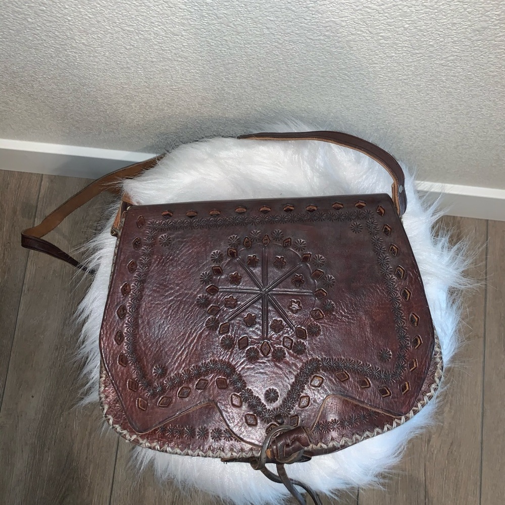 Beautiful hand crafted vintage leather bag